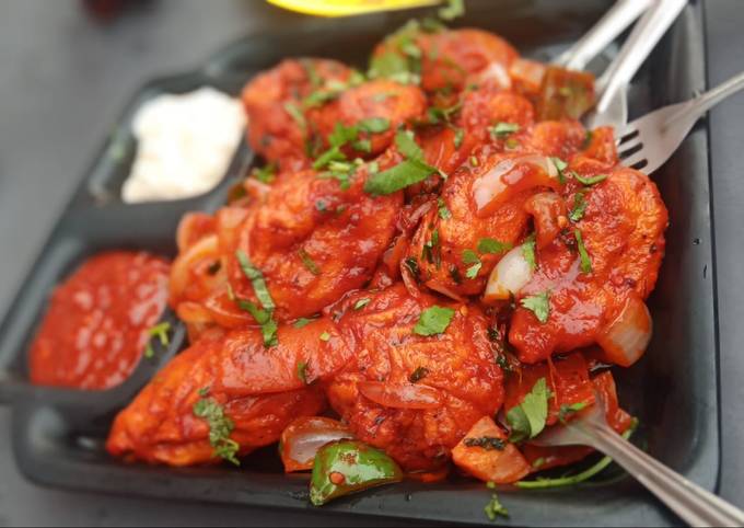 Paneer Momos Gravy Fries